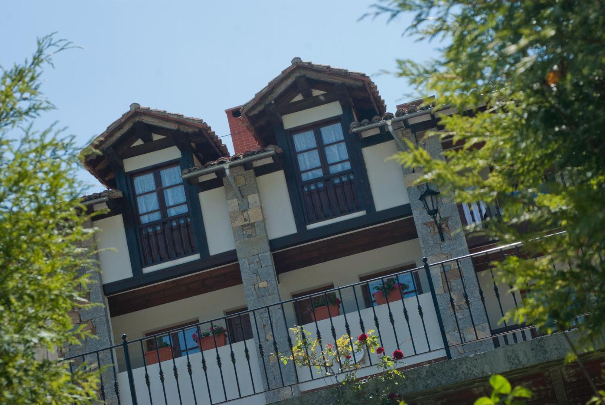 Viviendas Rurales Traldega Turieno Exterior foto